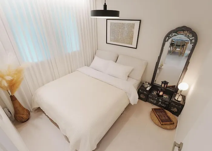 Serene Apartment Seoul